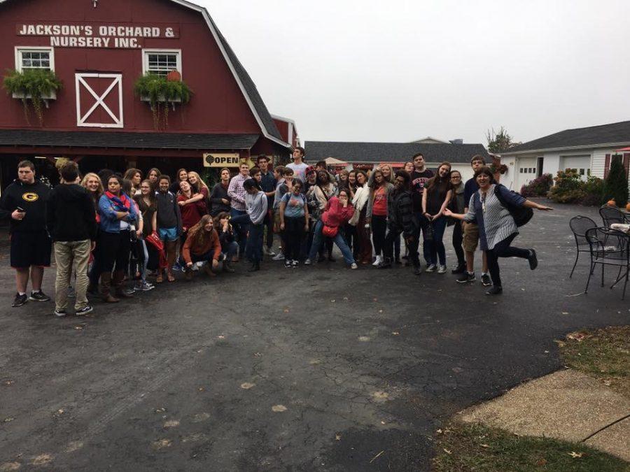 Art Club goes to Jacksons Orchard